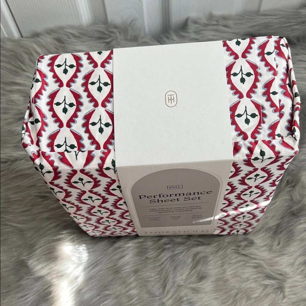 Threshold Performance Sheet Set - Burgundy and White